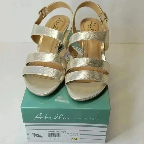 Abella strappy ankle strap sandals nwb - Picture 4 of 9